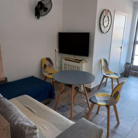 Loft En Patio De Casa Tipica De Pueblo Apartment บียาฟรังกา เด กอร์โดบา ภายนอก รูปภาพ